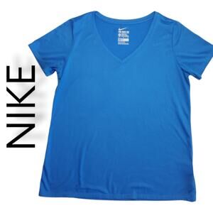 Nike Women's Dri-Fit V-Neck Size XL  Blue